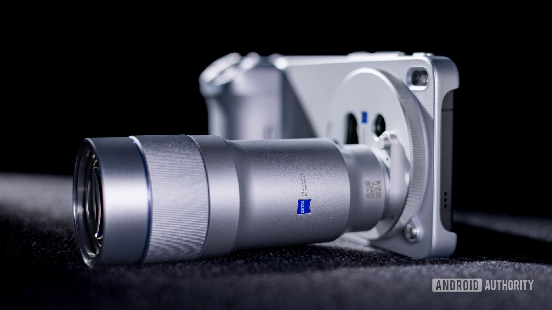 This Ultra flagship promises industry-leading gimbal-level telephoto stabilization